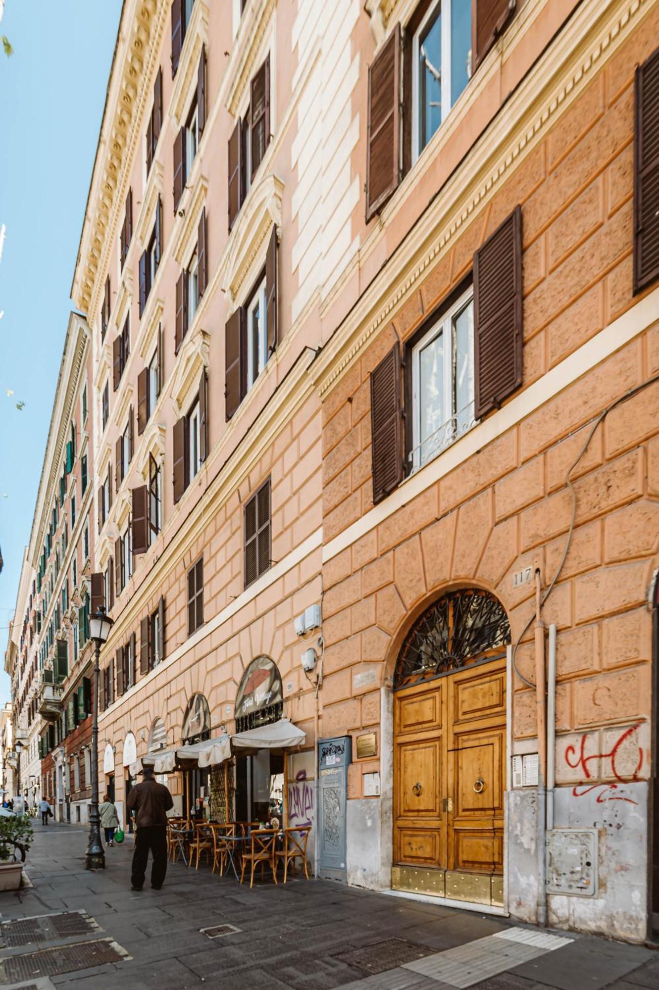 Colosseo Cozy Rooms B&B ローマ エクステリア 写真